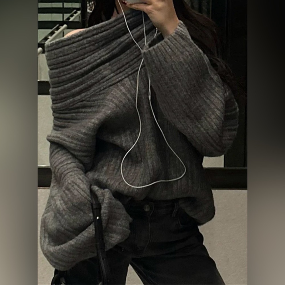 Off-the-Shoulder Ribbed Sweater - Gray